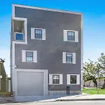 Spacious And Fully Furnished Condo Near St. Charles