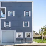 Spacious And Fully Furnished Condo Near St. Charles