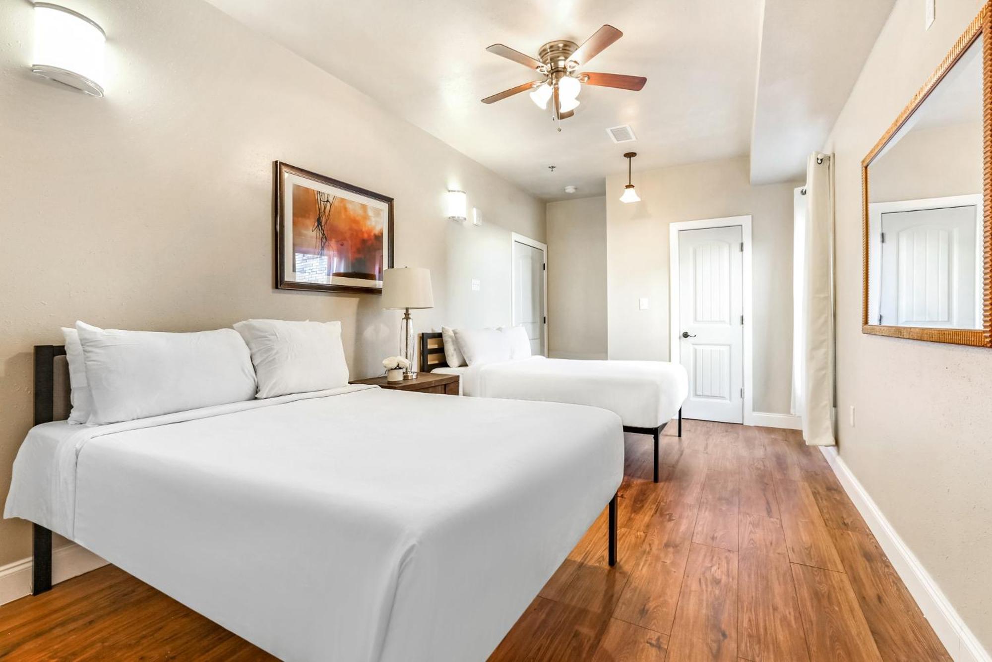 Spacious And Fully Furnished Near St. Charles New Orleans