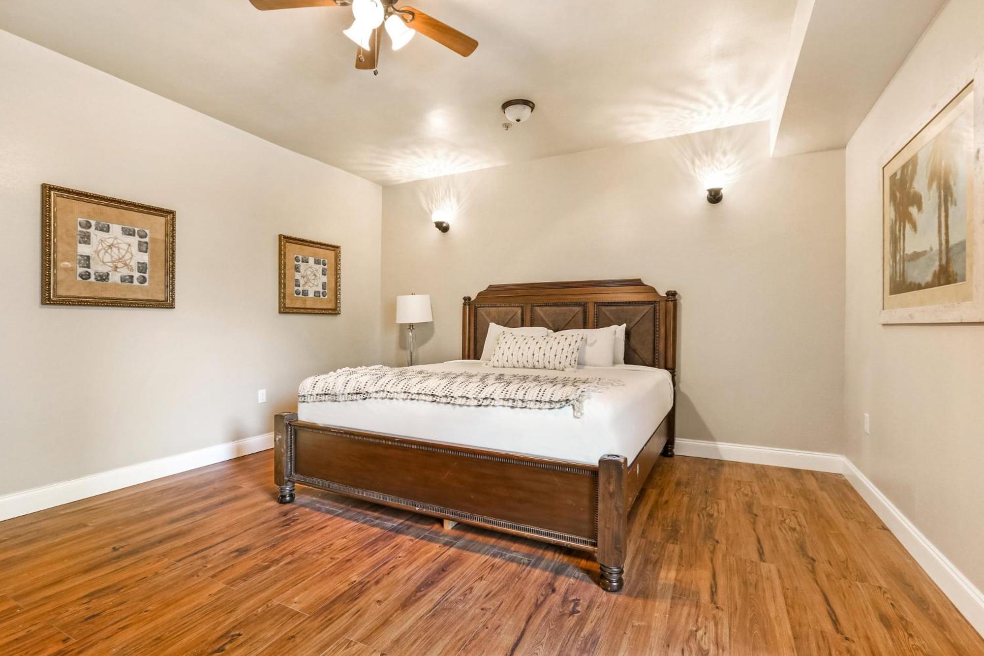 Spacious And Fully Furnished Near St. Charles *